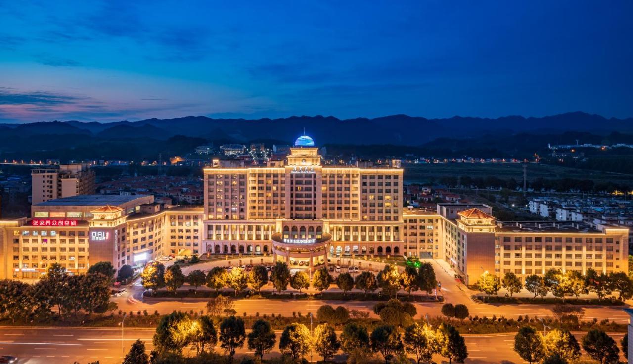 Sunshine Hotel Čang-ťia-ťie Exteriér fotografie